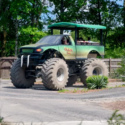 big foot safari serengeti park